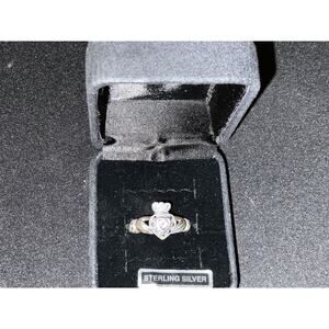 925 Silver Amethyst Solvang Claddagh Heart Ring Size 7.25